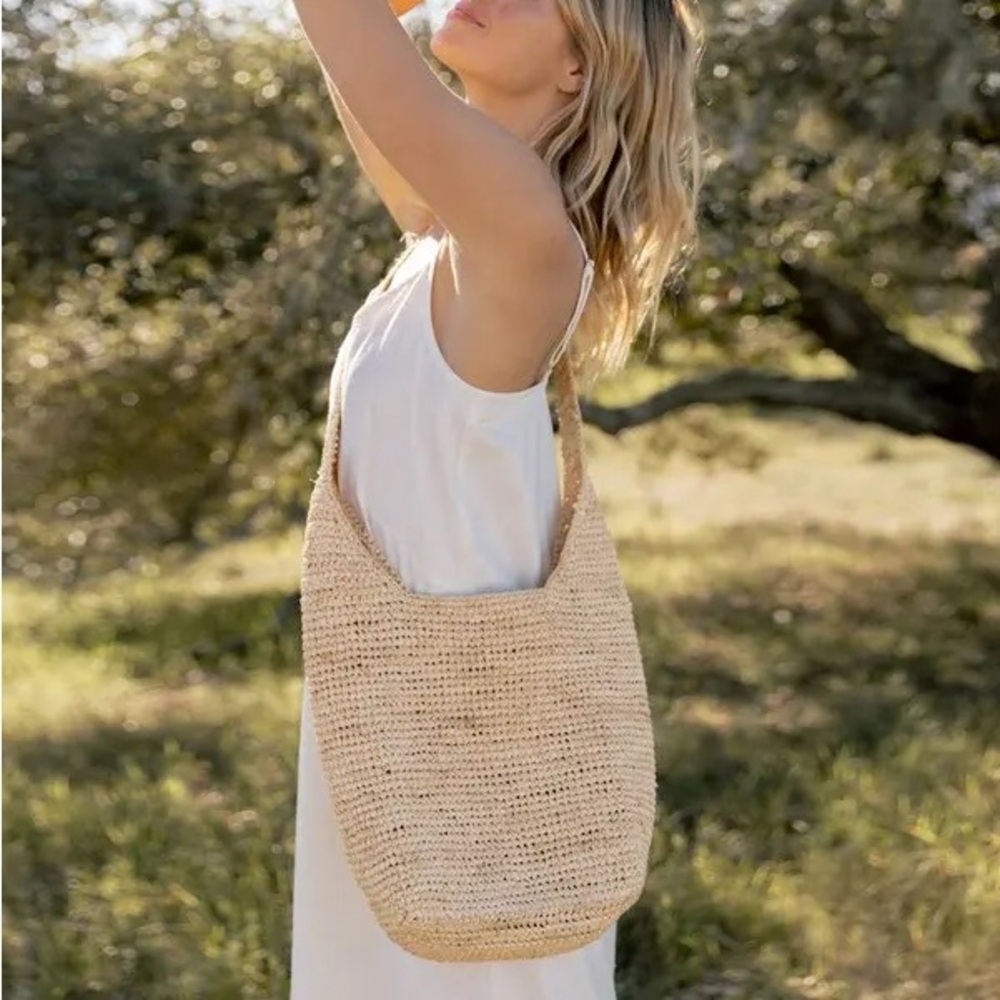 JENNI KAYNE Raffia Crossbody Bag